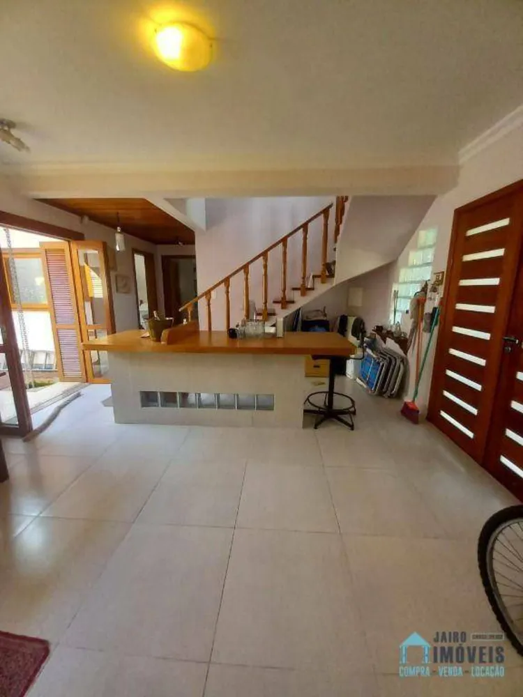 Casa, 3 quartos, 200 m² - Foto 9
