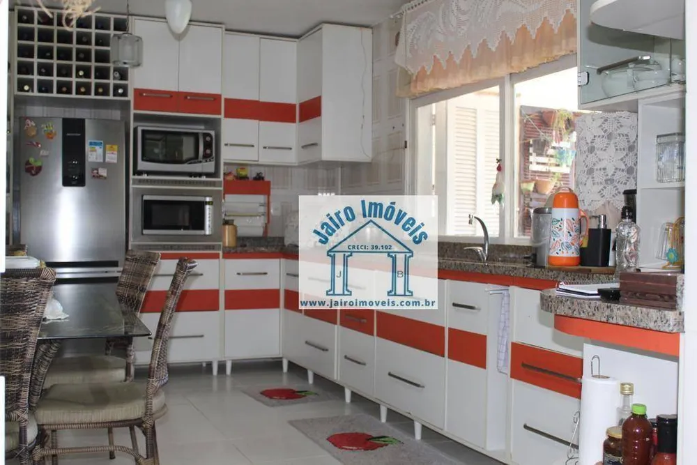 Casa, 4 quartos, 325 m² - Foto 4