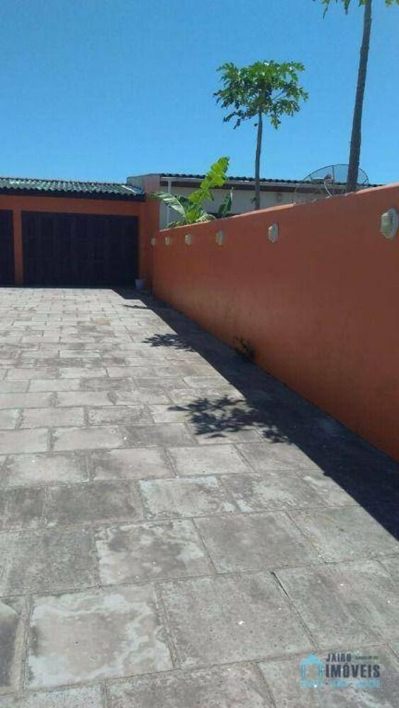 Casa à venda com 4 quartos, 300M2 - Foto 2