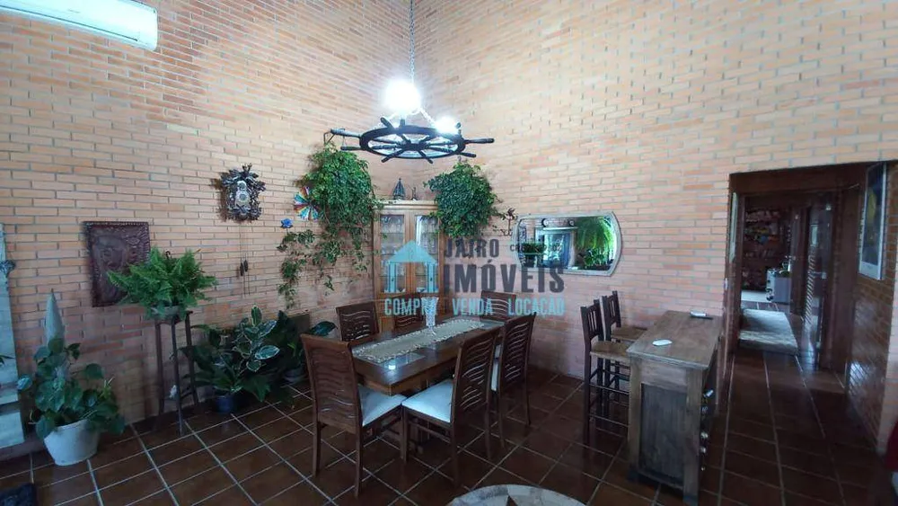 Casa, 3 quartos, 290 m² - Foto 10