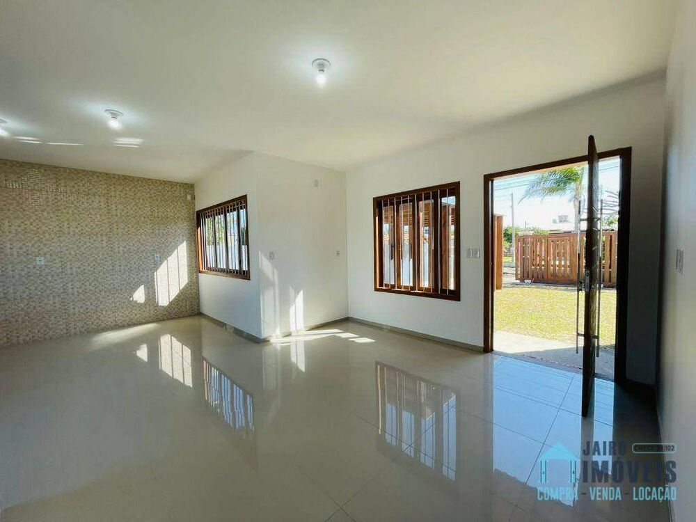 Casa à venda com 3 quartos, 90m² - Foto 2