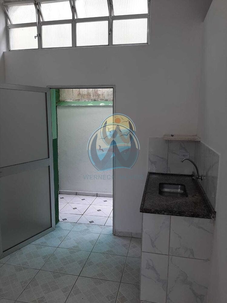 Casa à venda com 3 quartos, 330m² - Foto 13