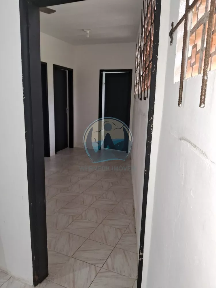 Casa à venda com 2 quartos, 400m² - Foto 1