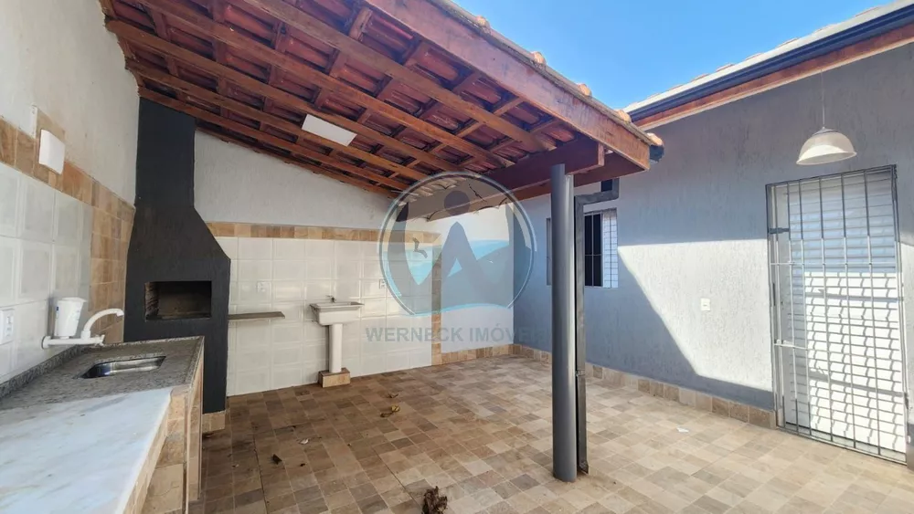 Casa à venda com 6 quartos, 300m² - Foto 4