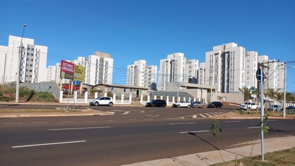 Loteamento e Condomínio - Foto 1