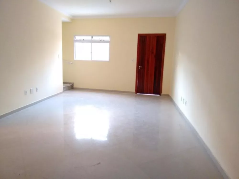 Sobrado, 2 quartos, 70 m² - Foto 2