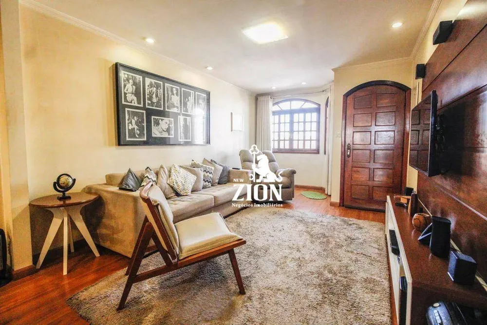 Sobrado, 3 quartos, 180 m² - Foto 1
