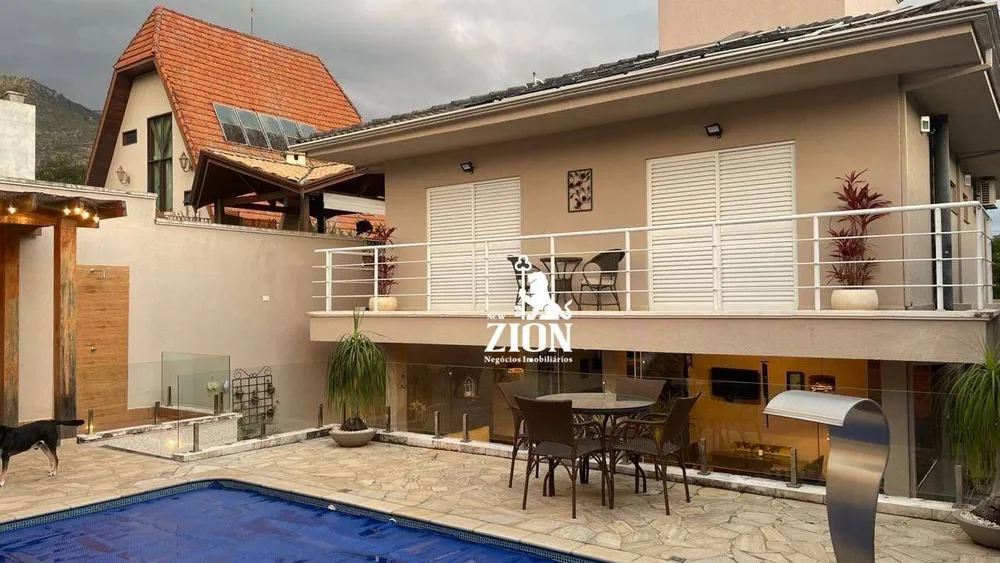 Casa, 3 quartos, 233 m² - Foto 4