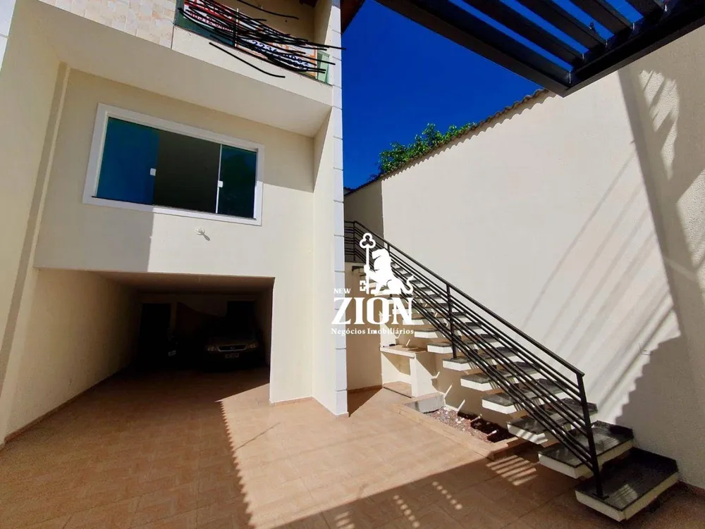 Sobrado, 3 quartos, 200 m² - Foto 1