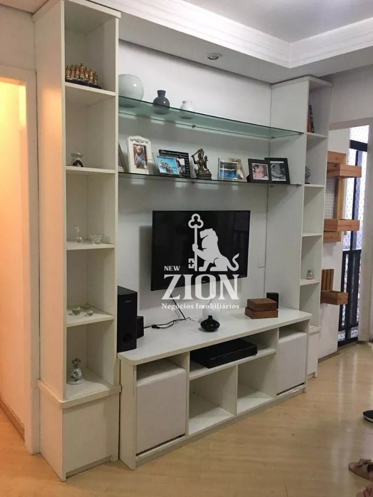 Apartamento à venda com 2 quartos, 70m² - Foto 3