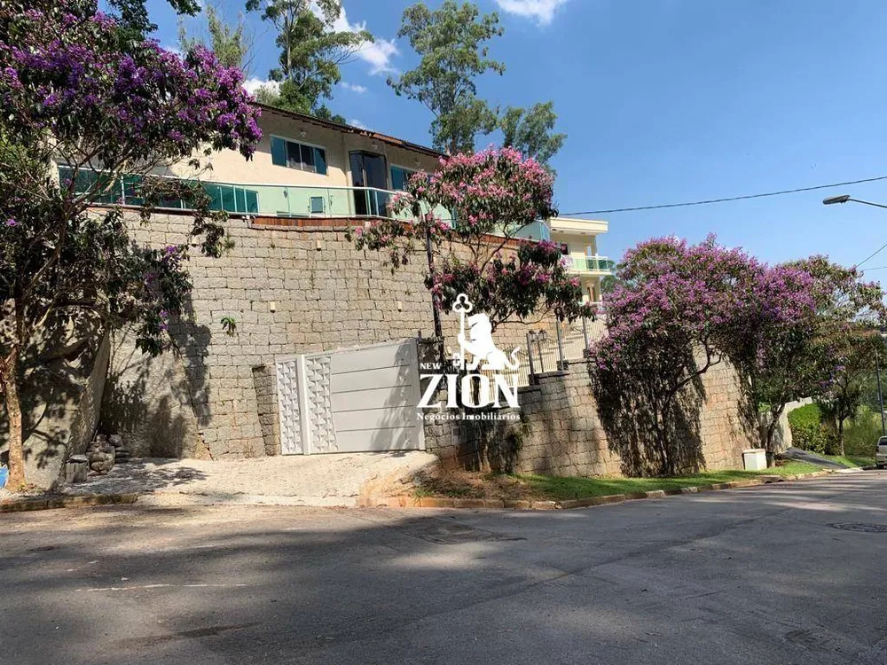 Sobrado, 3 quartos, 450 m² - Foto 1