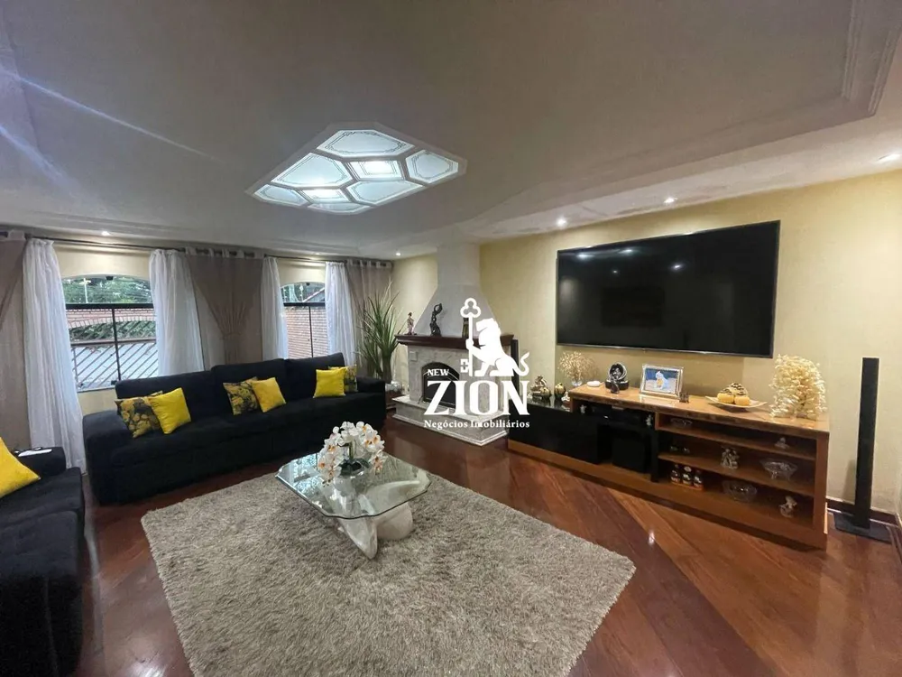 Casa, 3 quartos, 250 m² - Foto 3