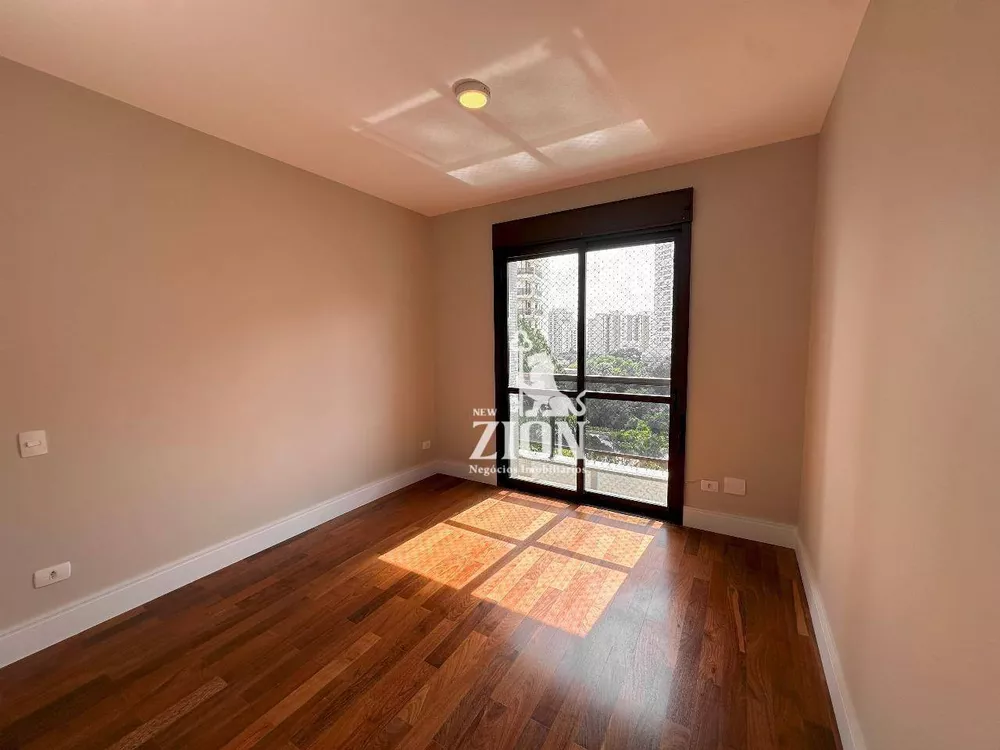 Apartamento à venda com 4 quartos, 195m² - Foto 6