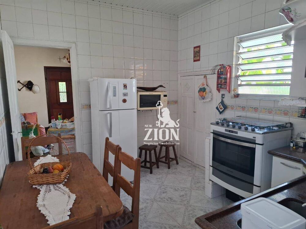 Casa, 2 quartos, 120 m² - Foto 1