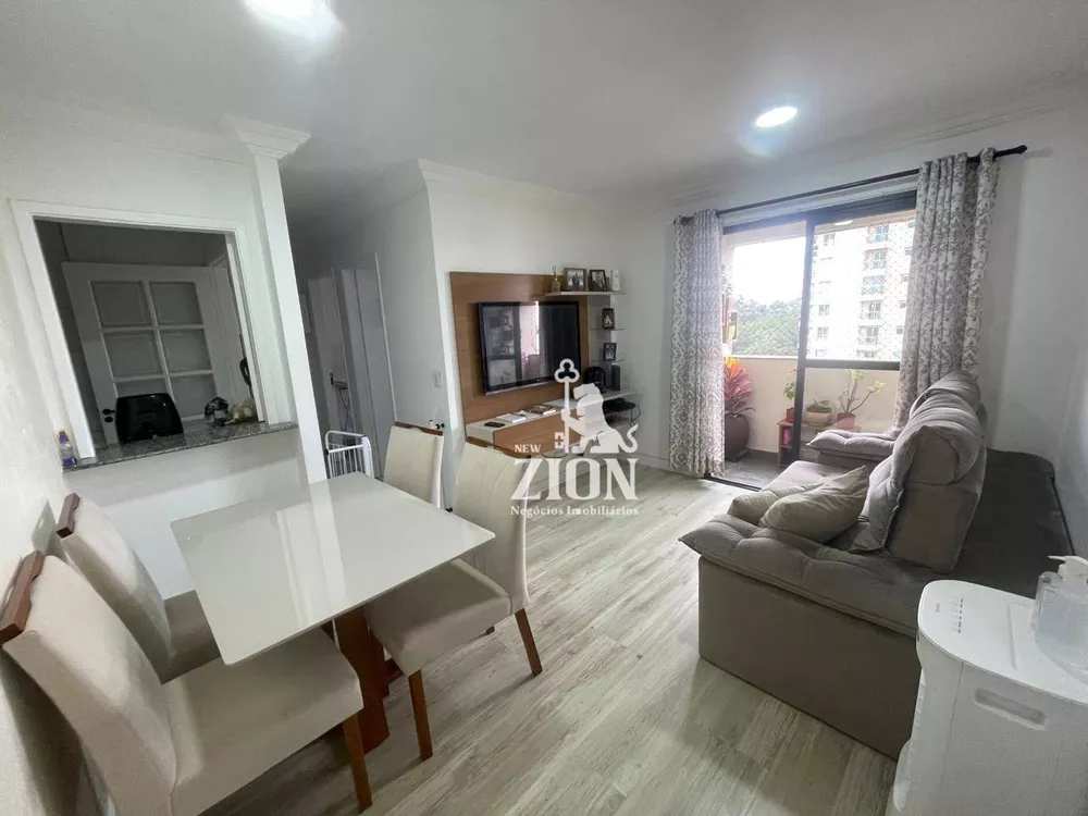 Apartamento à venda com 3 quartos, 72m² - Foto 1