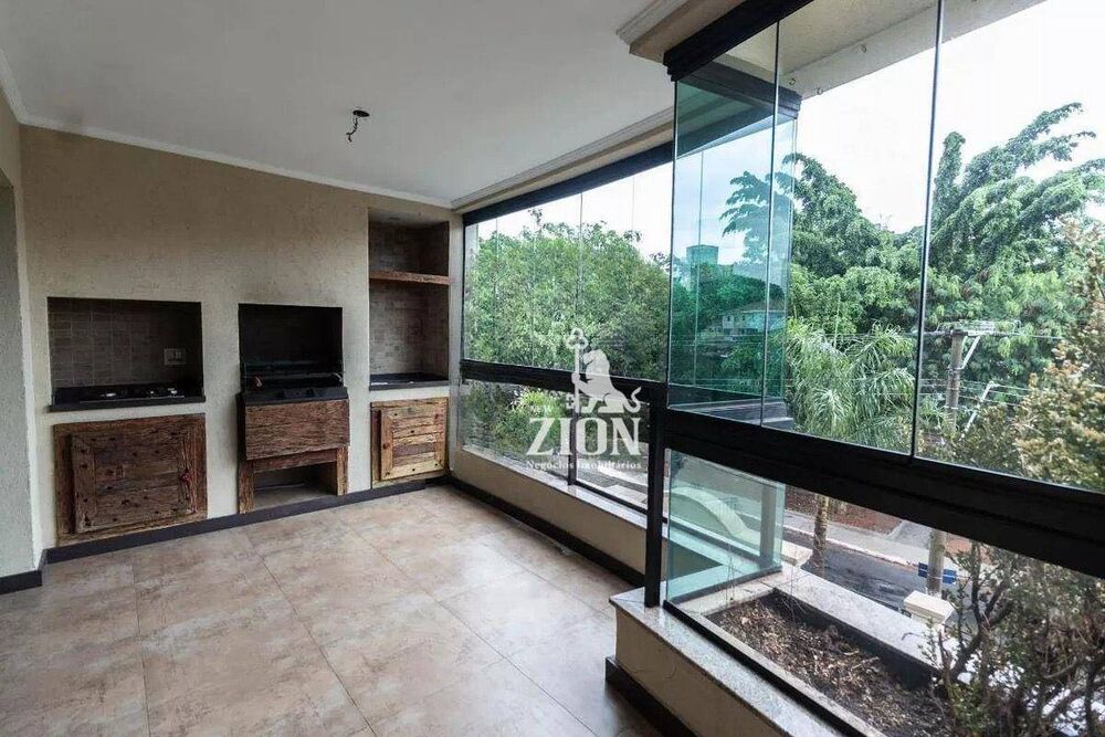 Apartamento, 3 quartos, 140 m² - Foto 1