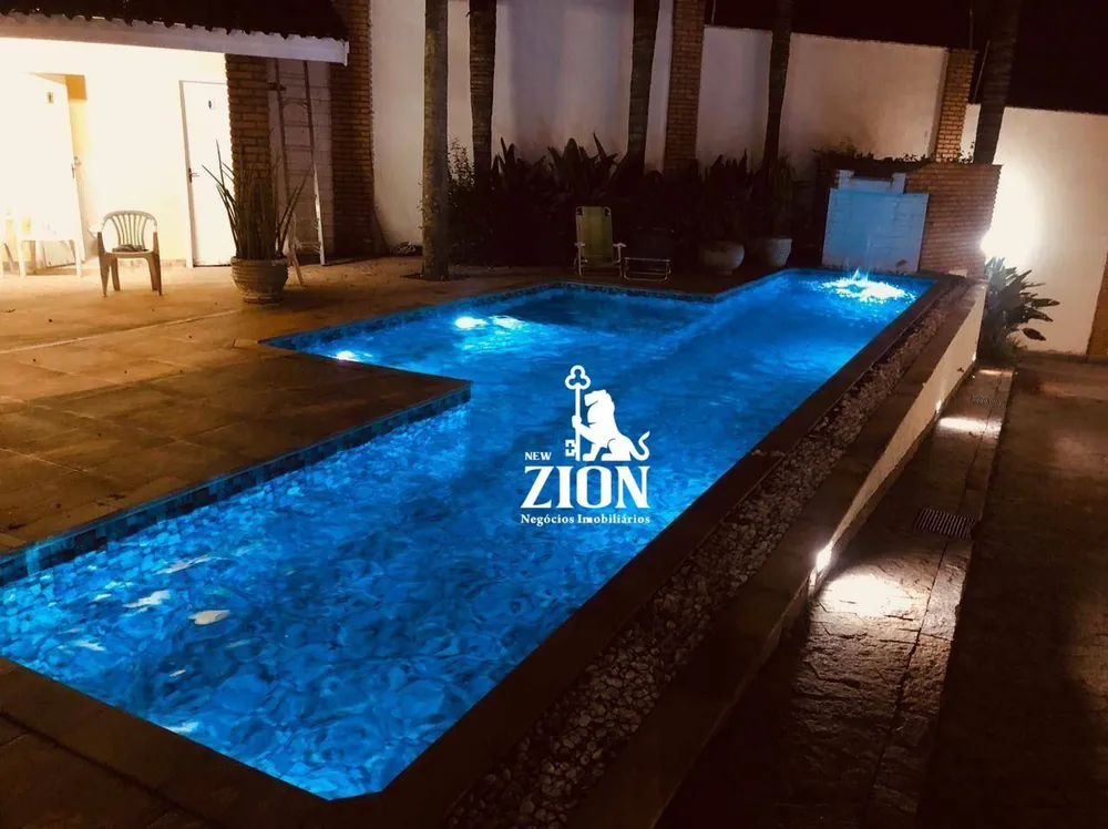 Sobrado, 3 quartos, 250 m² - Foto 1