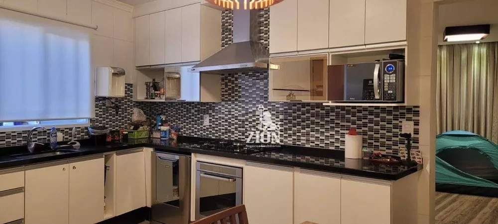 Sobrado, 3 quartos, 160 m² - Foto 2