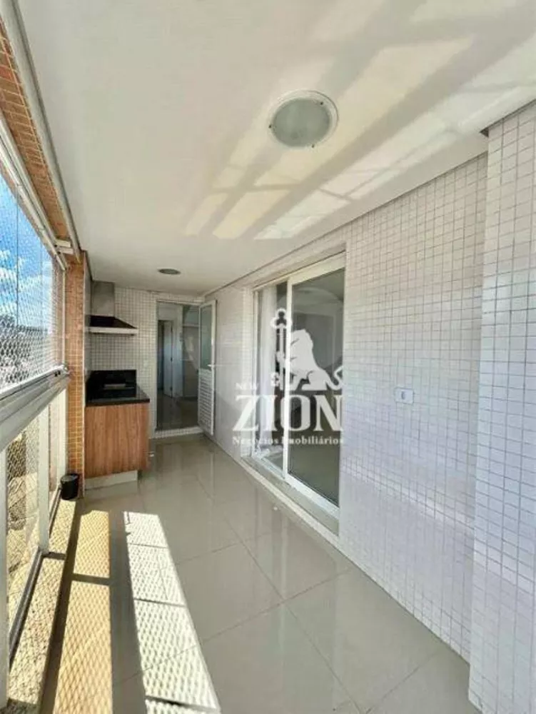 Apartamento à venda com 3 quartos, 110m² - Foto 1