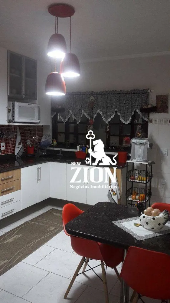 Sobrado, 3 quartos, 220 m² - Foto 1