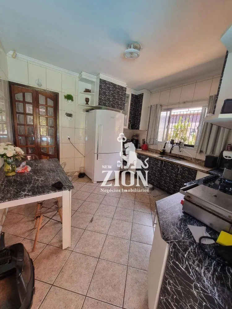 Casa, 2 quartos, 250 m² - Foto 4