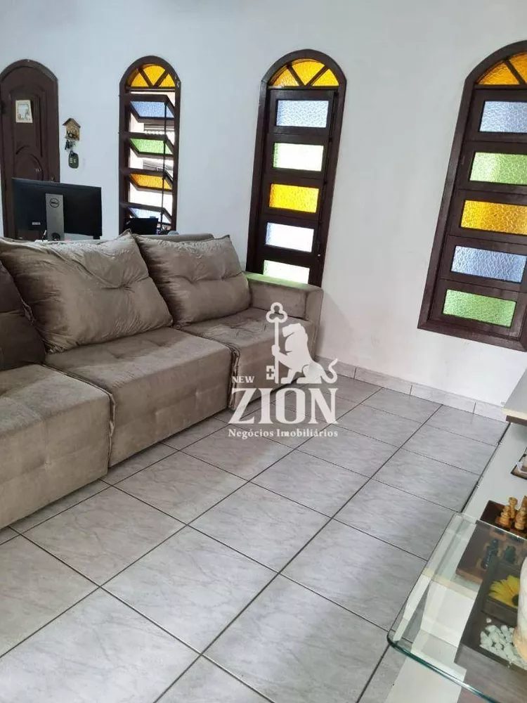 Casa, 3 quartos, 210 m² - Foto 3