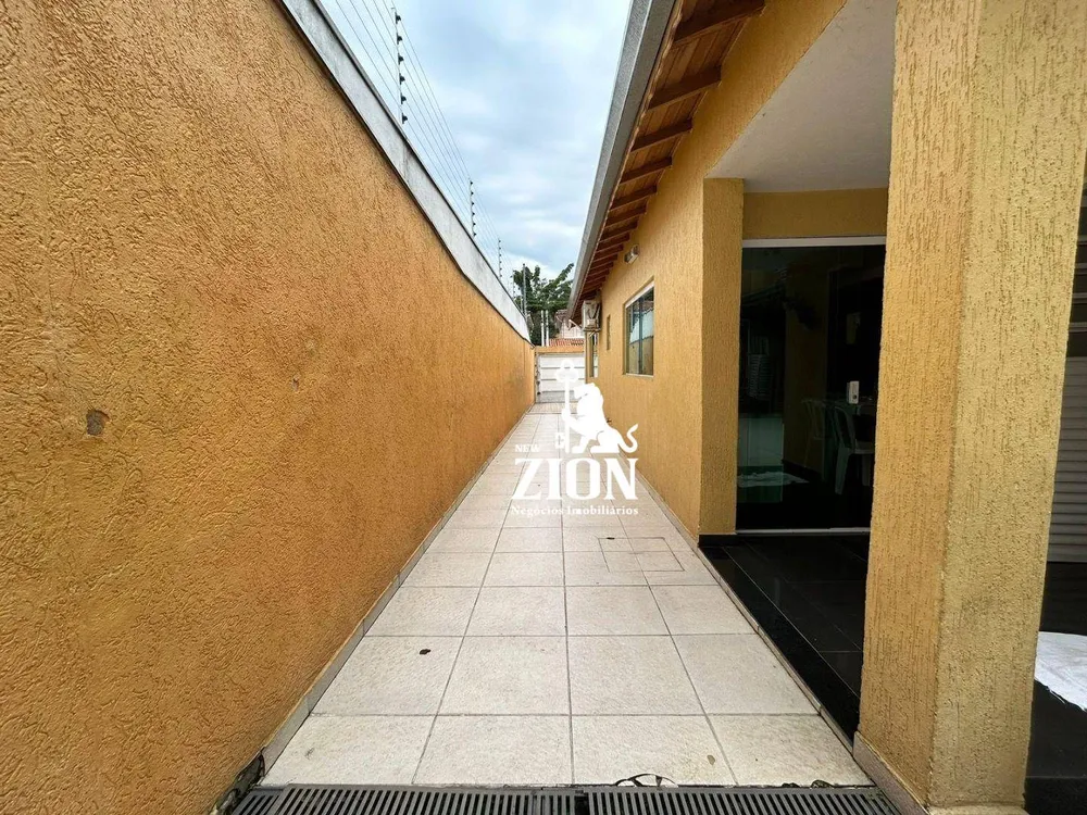 Casa, 4 quartos, 250 m² - Foto 3