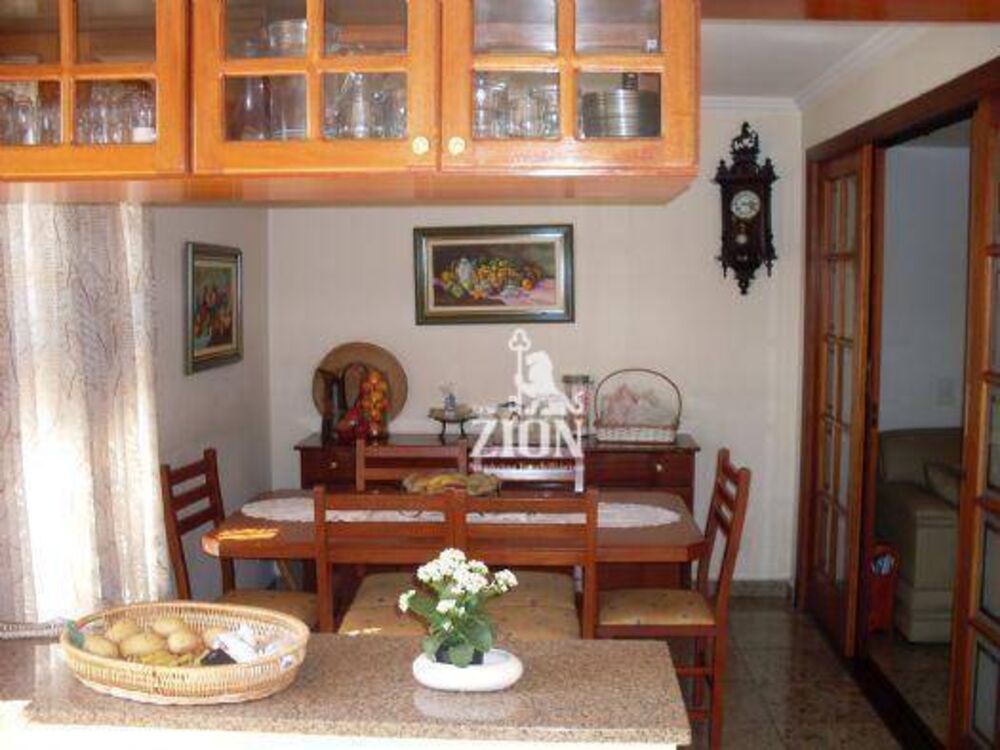 Casa, 4 quartos, 237 m² - Foto 3