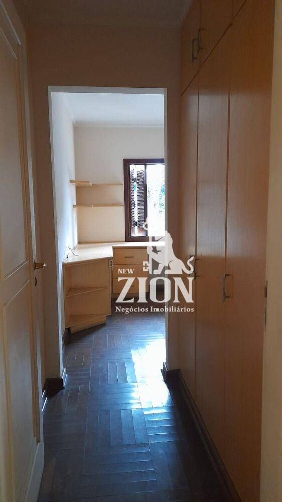Casa, 4 quartos, 237 m² - Foto 1