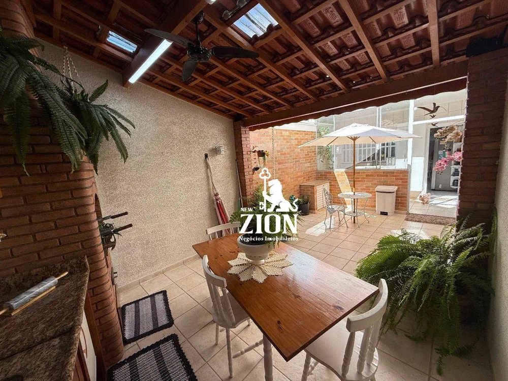 Casa, 4 quartos, 135 m² - Foto 4
