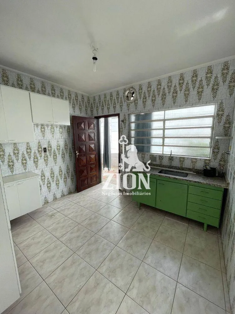 Casa, 2 quartos, 250 m² - Foto 13
