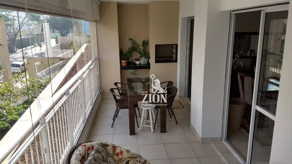 Apartamento à venda com 3 quartos, 126m² - Foto 1