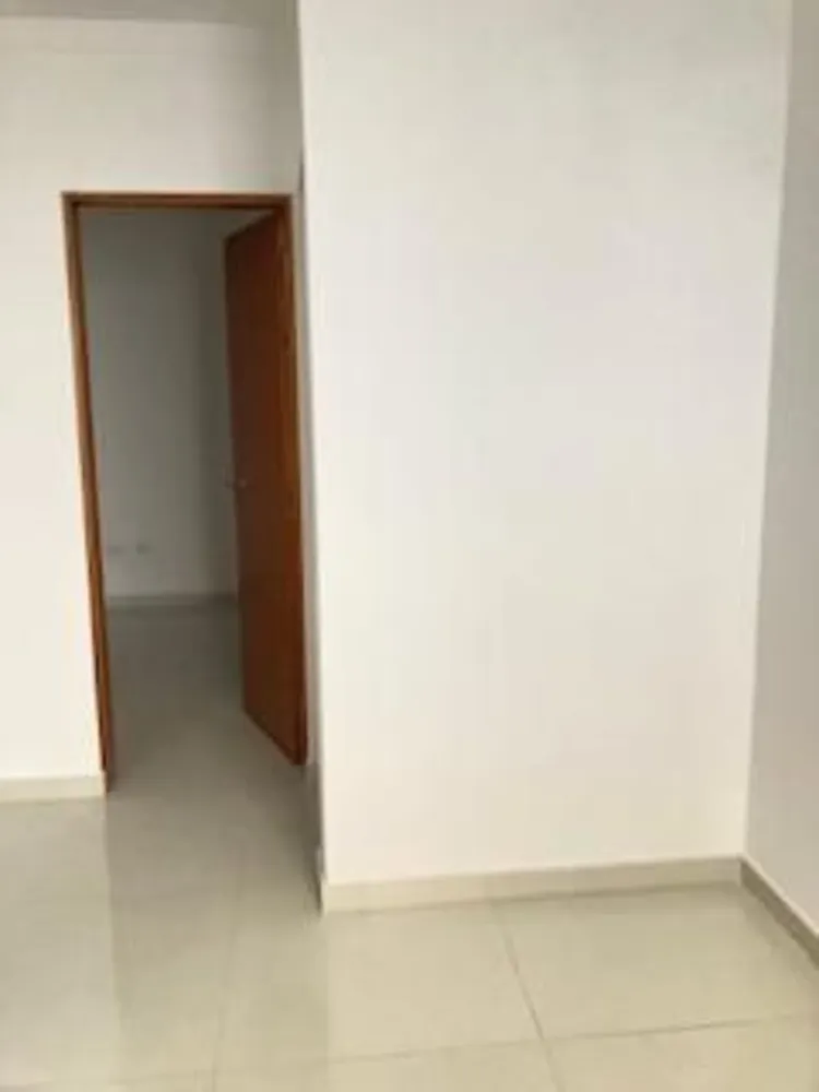 Apartamento, 1 quarto, 27 m² - Foto 2