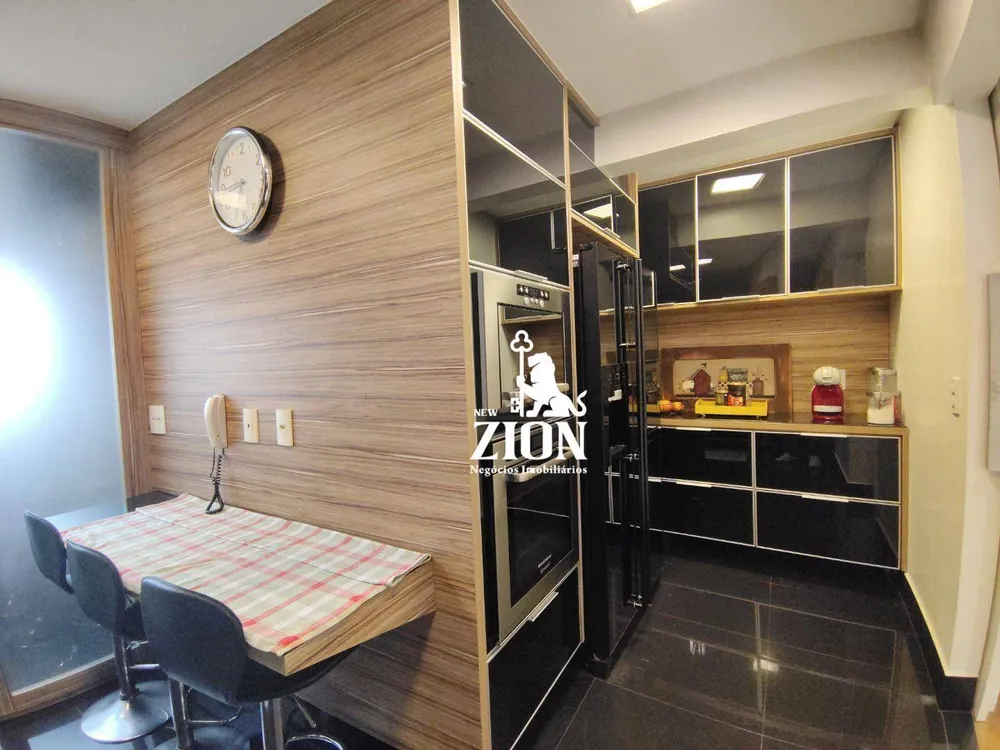 Apartamento, 3 quartos, 130 m² - Foto 1