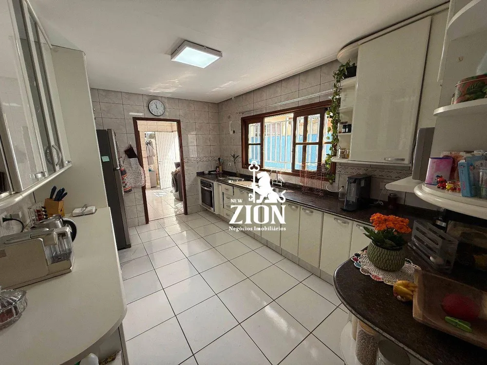 Sobrado, 3 quartos, 250 m² - Foto 7