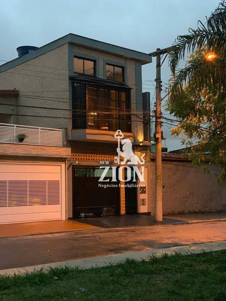Sobrado, 3 quartos, 230 m² - Foto 1