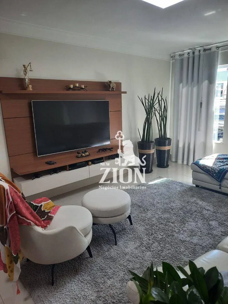 Sobrado, 3 quartos, 200 m² - Foto 14