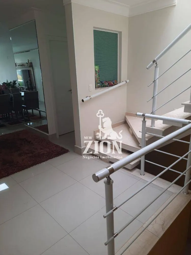 Sobrado, 3 quartos, 200 m² - Foto 2