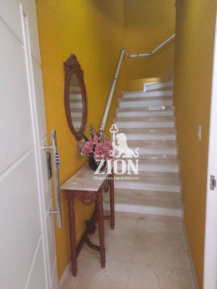 Sobrado, 3 quartos, 200 m² - Foto 2