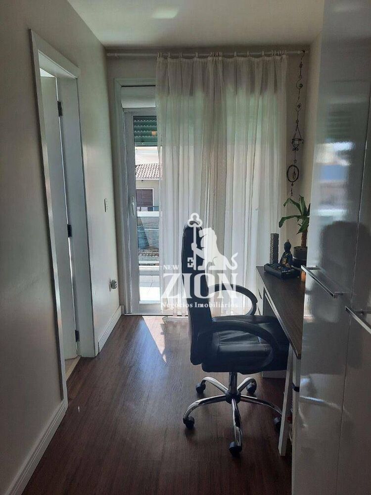 Sobrado, 3 quartos, 200 m² - Foto 4