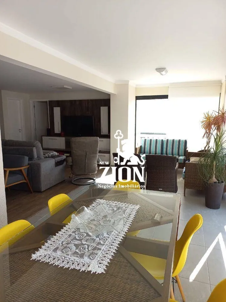 Apartamento, 3 quartos, 140 m² - Foto 2