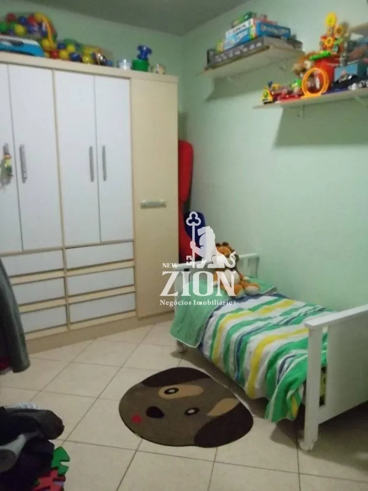 Sobrado, 3 quartos, 210 m² - Foto 1