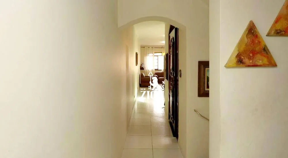 Sobrado, 4 quartos, 305 m² - Foto 1