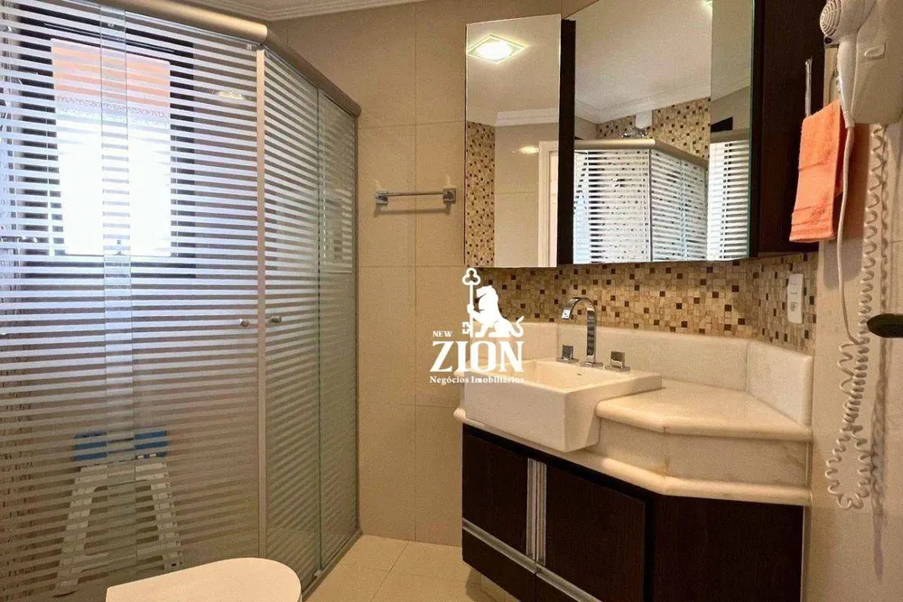 Apartamento, 3 quartos, 147 m² - Foto 1