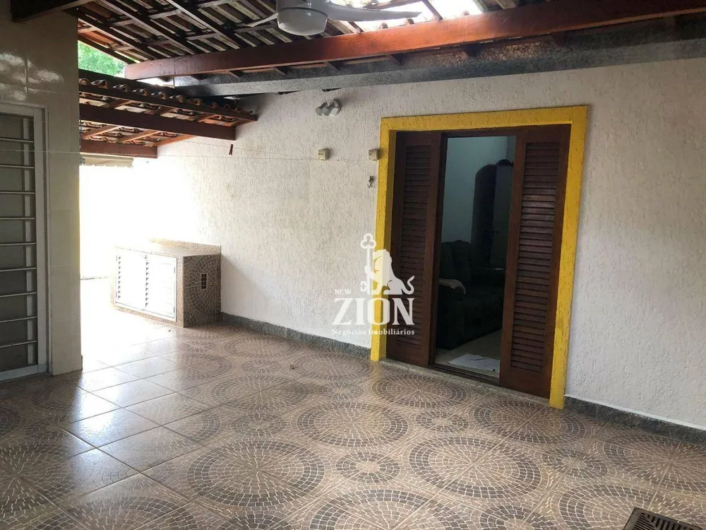 Casa, 3 quartos, 200 m² - Foto 12
