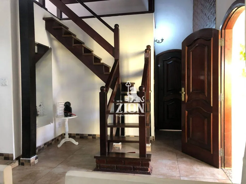 Casa, 3 quartos, 200 m² - Foto 2