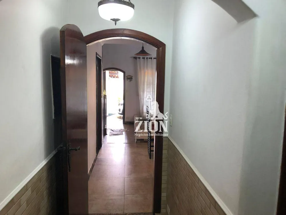 Casa, 3 quartos, 200 m² - Foto 13