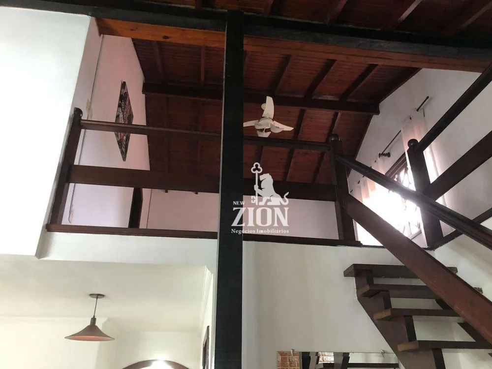 Casa, 3 quartos, 200 m² - Foto 1