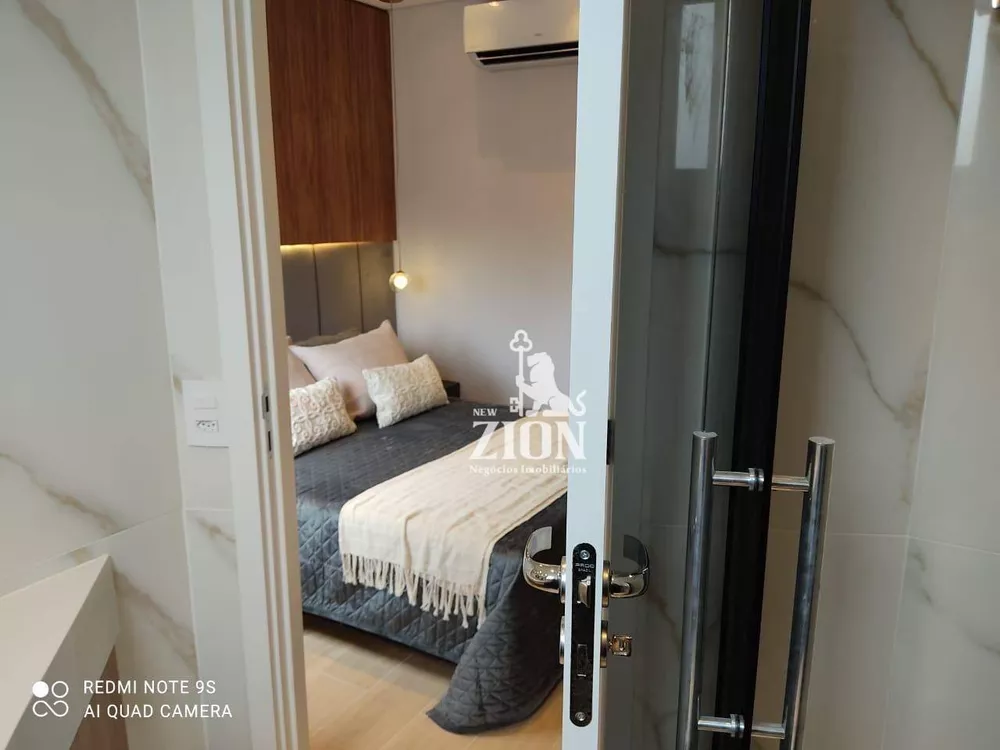 Apartamento à venda com 2 quartos, 70m² - Foto 1