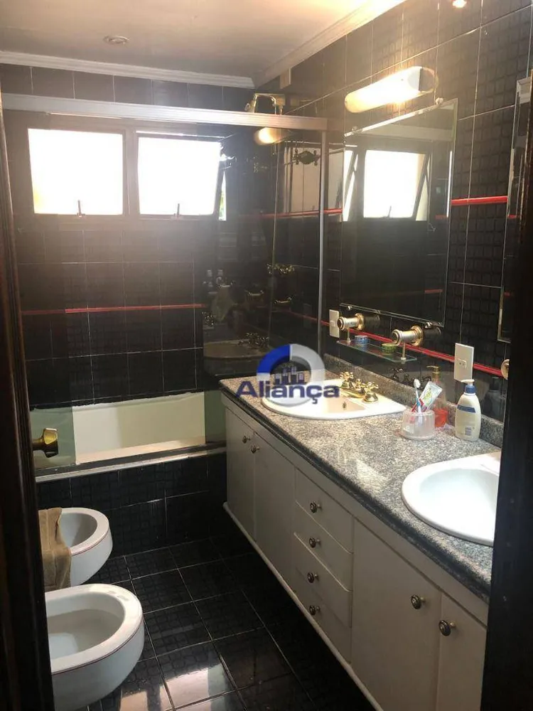 Apartamento, 4 quartos, 185 m² - Foto 10